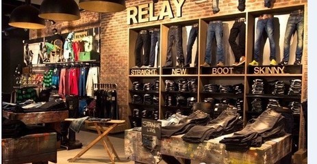 LOFT风格服装展示道具 赋能店务设计与陈列的艺术